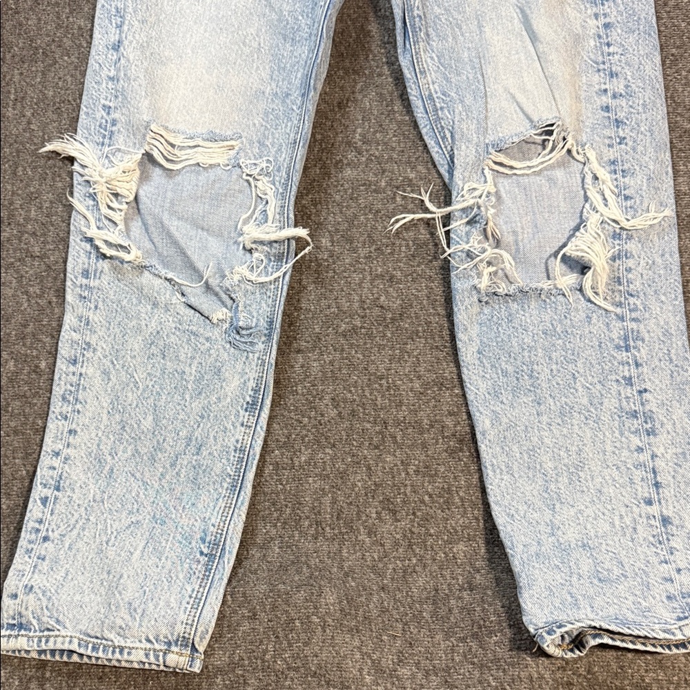 American Eagle Outfitters Light Blue Mom Jeans - Picture 3 of 6